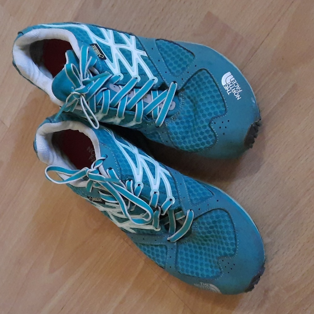 FREE The North Face running shoes 👟